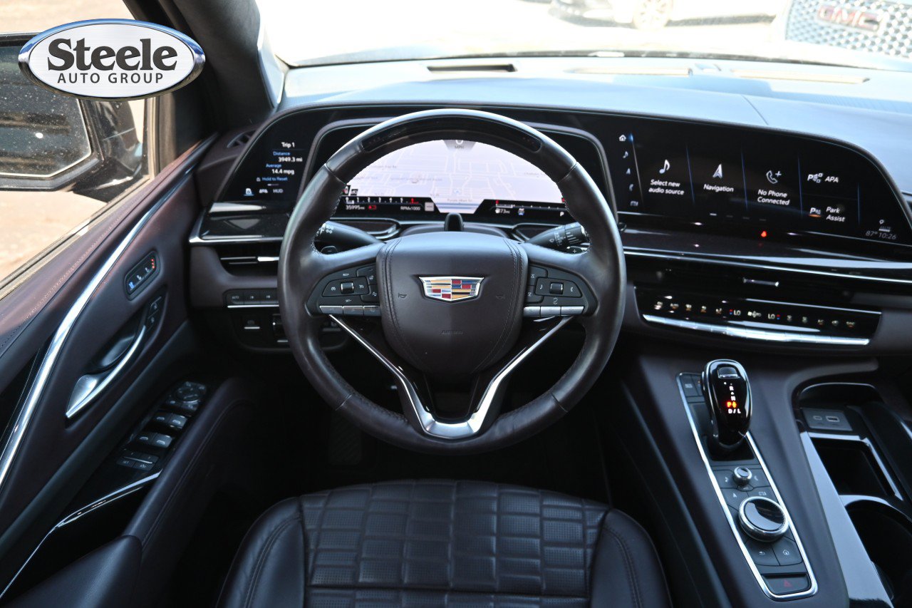 Certified 2023 Cadillac Escalade ESV Sport Platinum AWD/4WD image 5
