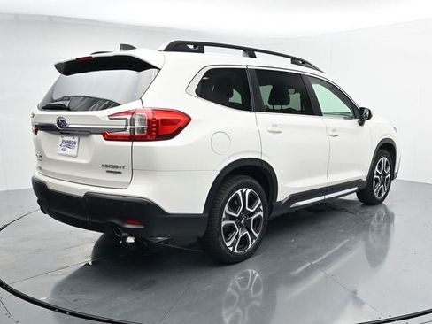 Used 2023 Subaru Ascent Limited AWD/4WD image 9