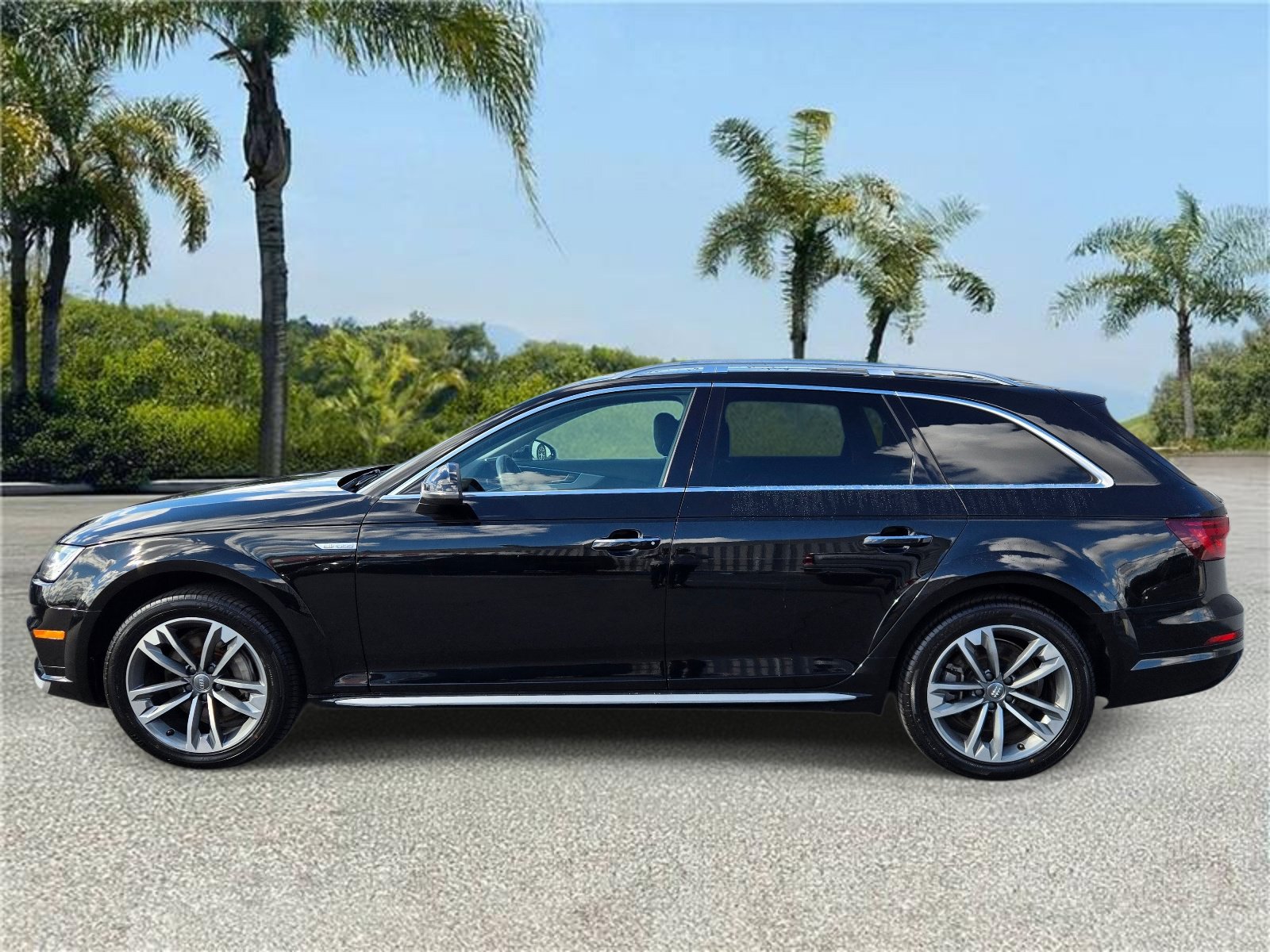 Used 2018 Audi A4 2.0T allroad Premium Plus w/ Premium Plus Package AWD/4WD image 2