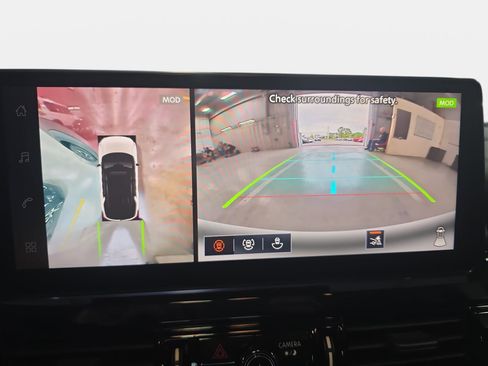 New 2026 Nissan Pathfinder Platinum AWD/4WD image 23