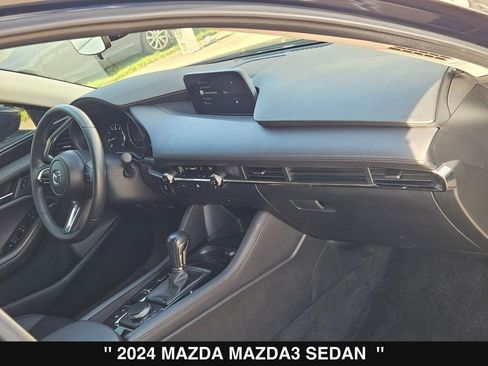 Used 2024 MAZDA MAZDA3 s FWD image 31