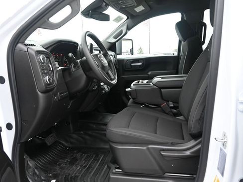 New 2026 GMC Sierra 3500 Pro image 11