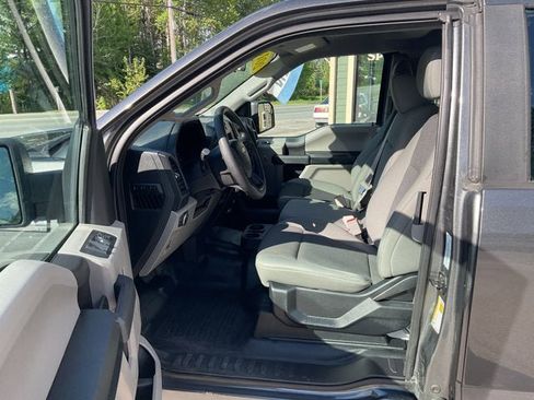Used 2018 Ford F150 XL w/ Equipment Group 101A Mid AWD/4WD image 14