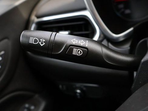 Certified 2022 Chevrolet Equinox LT FWD image 35