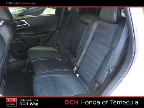 Used 2024 Mitsubishi Outlander SE FWD image 19
