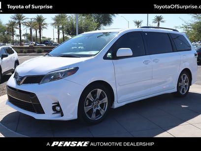 Used 2019 Toyota Sienna SE