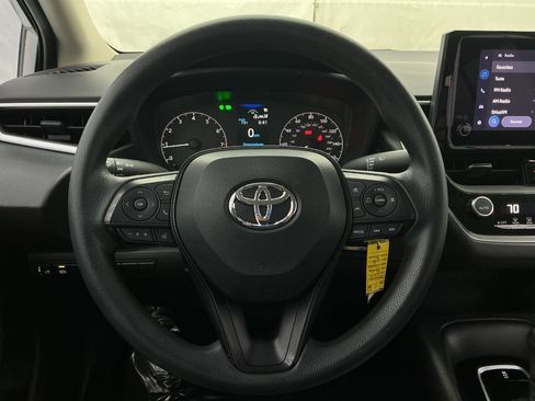 Used 2023 Toyota Corolla LE FWD image 31