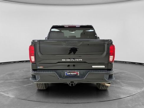 Used 2021 GMC Sierra 1500 Elevation w/ LPO, Elevation Black Package AWD/4WD image 4