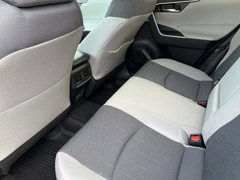 New 2025 Toyota RAV4 XLE w/ Convenience Package image 10