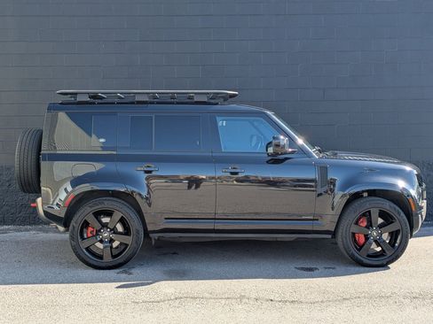 Used 2023 Land Rover Defender 110 X AWD/4WD image 4