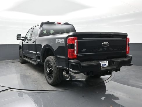 New 2026 Ford F250 Lariat w/ Black Appearance Package image 6