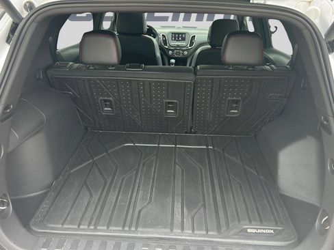 Used 2023 Chevrolet Equinox RS w/ LPO, Floor Liner Package FWD image 26