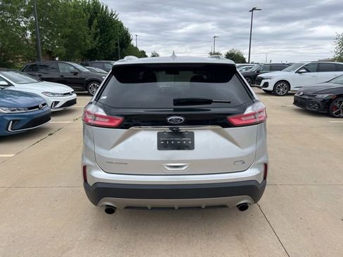 Used 2019 Ford Edge SEL w/ Cold Weather Package AWD/4WD image 5
