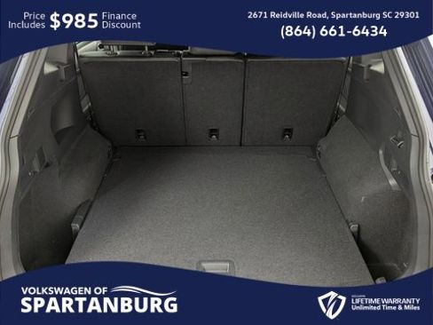 Used 2024 Volkswagen Tiguan SEL R-Line image 15