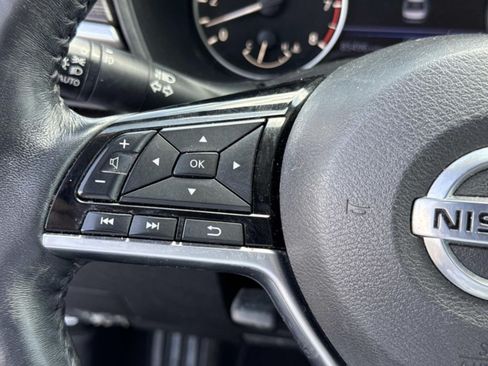 Used 2019 Nissan Altima 2.5 Platinum FWD image 22