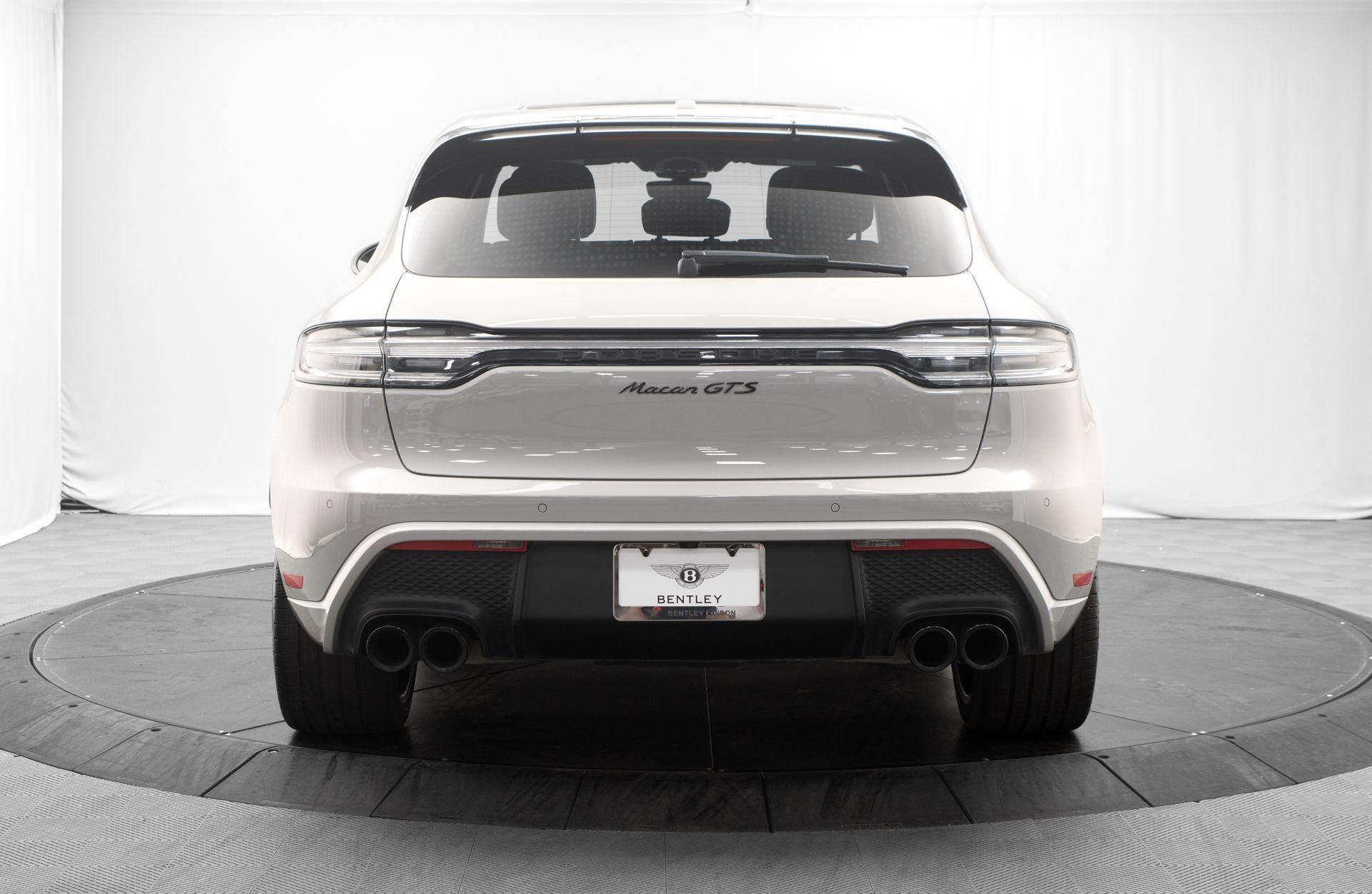 Used 2023 Porsche Macan GTS w/ Premium Package Plus AWD/4WD image 4