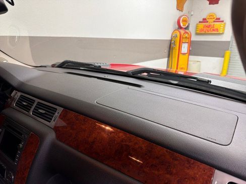 Used 2010 Chevrolet Silverado 2500 LTZ w/ Convenience Package image 58