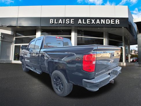 Used 2016 Chevrolet Silverado 1500 LT w/ Midnight Edition image 8