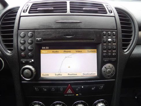 Used 2010 Mercedes-Benz SLK 300 image 27