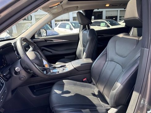 Used 2023 INFINITI QX60 Luxe w/ Cargo Package AWD/4WD image 7