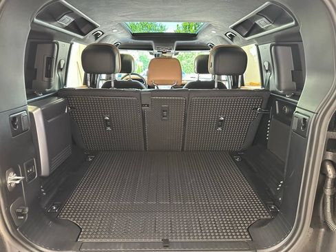 New 2025 Land Rover Defender 110 V8 AWD/4WD image 11