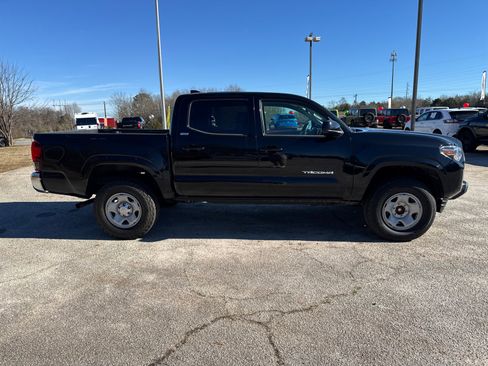Used 2023 Toyota Tacoma SR5 image 4