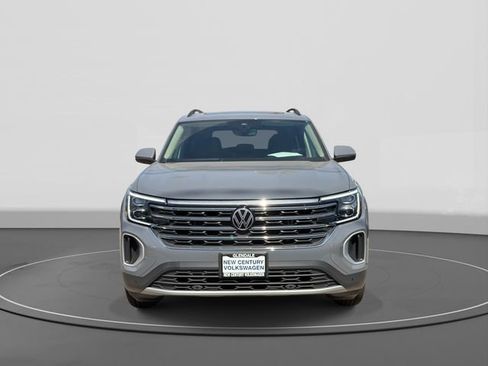 New 2026 Volkswagen Atlas SE FWD image 2
