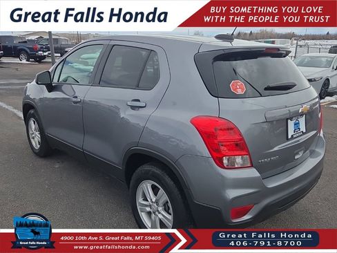 Used 2020 Chevrolet Trax LS w/ Tint and Cruise Package image 5