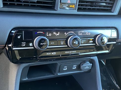 New 2026 Honda Pilot Sport image 16