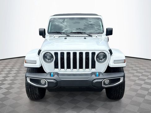 Used 2023 Jeep Wrangler Unlimited Sahara w/ Cold Weather Group AWD/4WD image 2