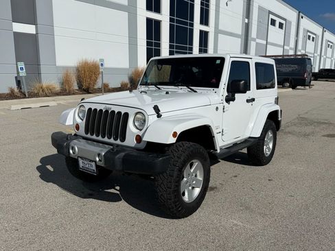 Used 2012 Jeep Wrangler Sahara w/ Dual Top Group AWD/4WD image 3