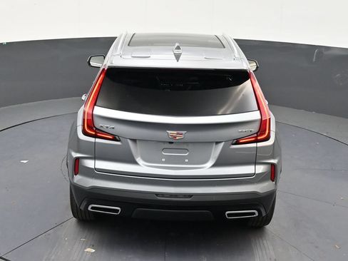 Used 2025 Cadillac XT4 Premium Luxury FWD image 14