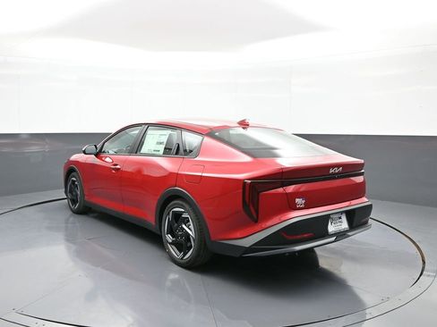 New 2025 Kia K4 EX image 8
