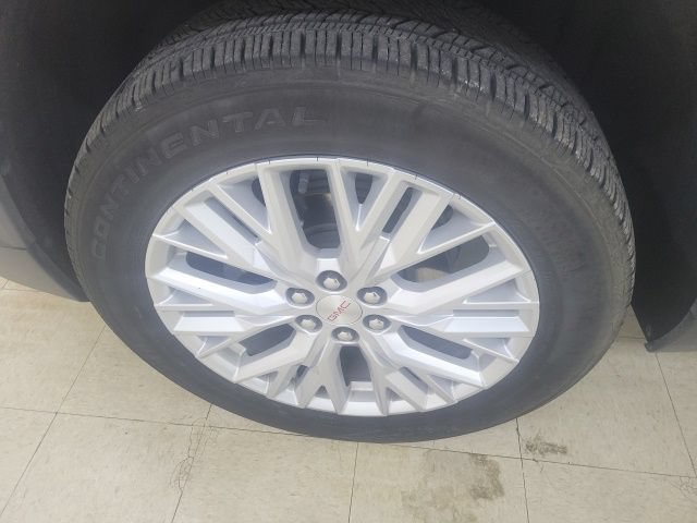 Used 2026 GMC Acadia Elevation w/ Elevation Premium Package FWD image 10