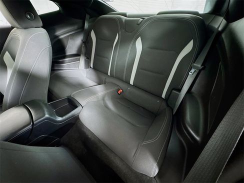 Used 2021 Chevrolet Camaro LT image 23