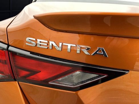 New 2025 Nissan Sentra SR w/ Lighting Package FWD image 29