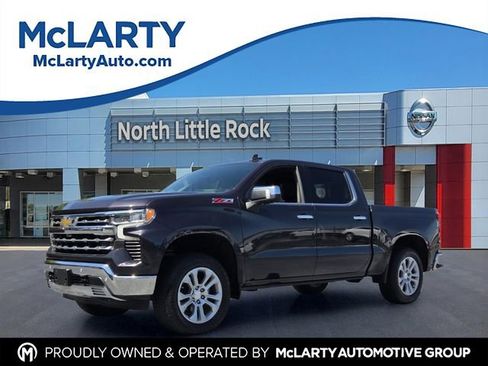 Used 2022 Chevrolet Silverado 1500 LTZ w/ LTZ Premium Package AWD/4WD image 1