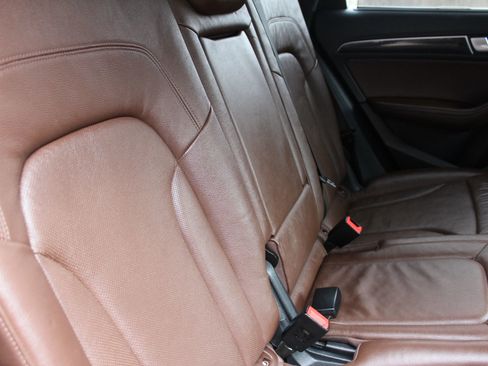 Used 2015 Audi SQ5 Prestige w/ Prestige Package image 15