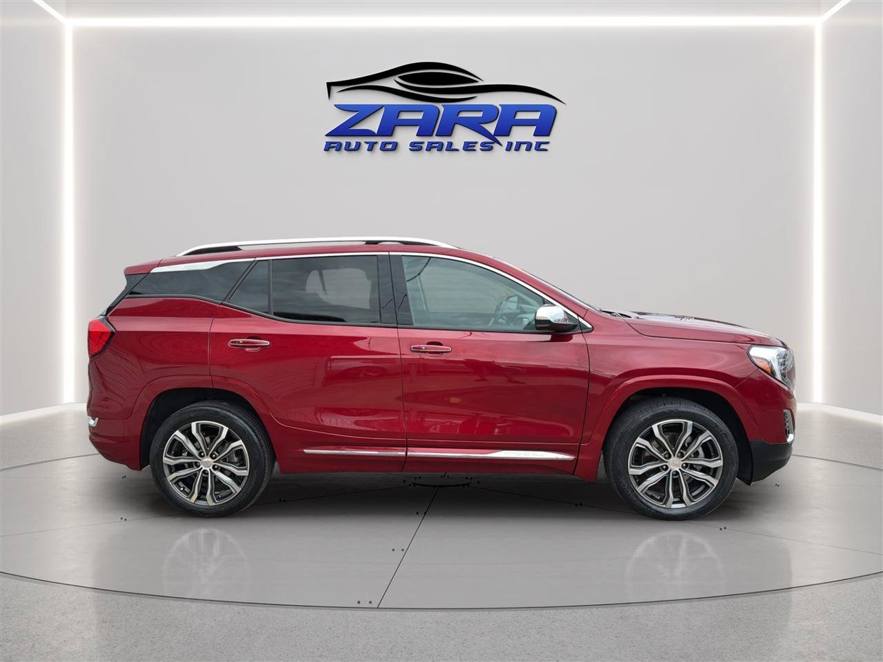Used 2019 GMC Terrain Denali w/ Driver Alert Package II AWD/4WD image 8