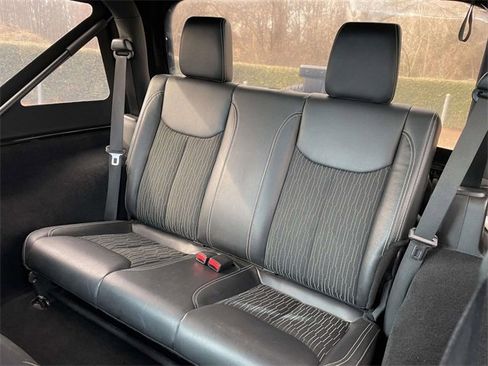 Used 2015 Jeep Wrangler Sport image 21