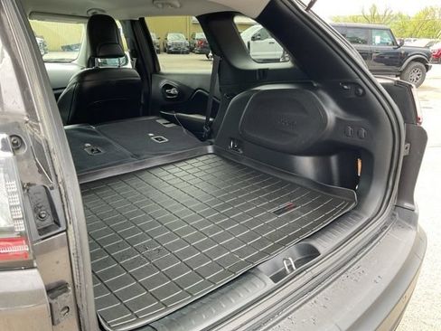 Used 2020 Jeep Cherokee Limited AWD/4WD image 61