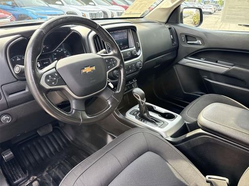 Used 2022 Chevrolet Colorado LT w/ Fleet Safety Package image 17