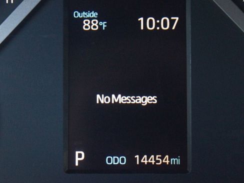 Used 2024 Toyota Tundra SR5 w/ SR5 Premium Package AWD/4WD image 4