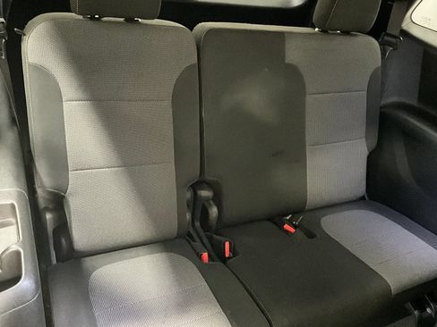 Used 2020 Chevrolet Traverse LT FWD image 26