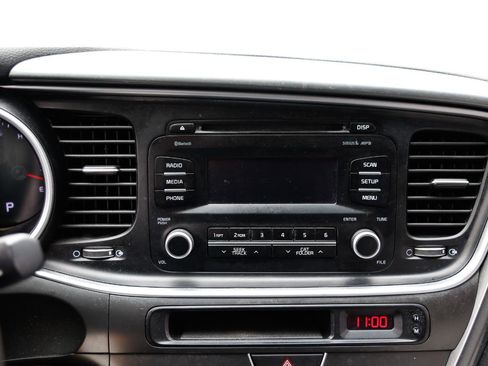 Used 2015 Kia Optima LX image 31