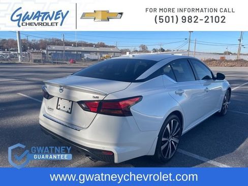 Used 2021 Nissan Altima 2.5 SR image 3