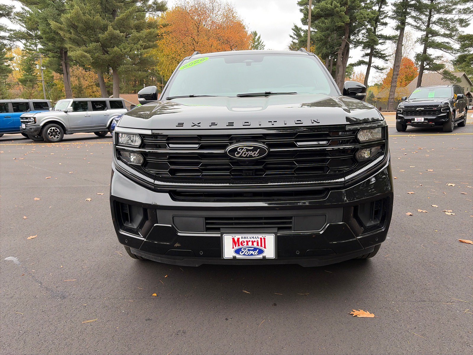 Used 2026 Ford Expedition Max Platinum w/ Stealth Performance Package AWD/4WD image 2