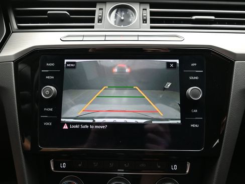 Used 2019 Volkswagen Arteon SE image 30