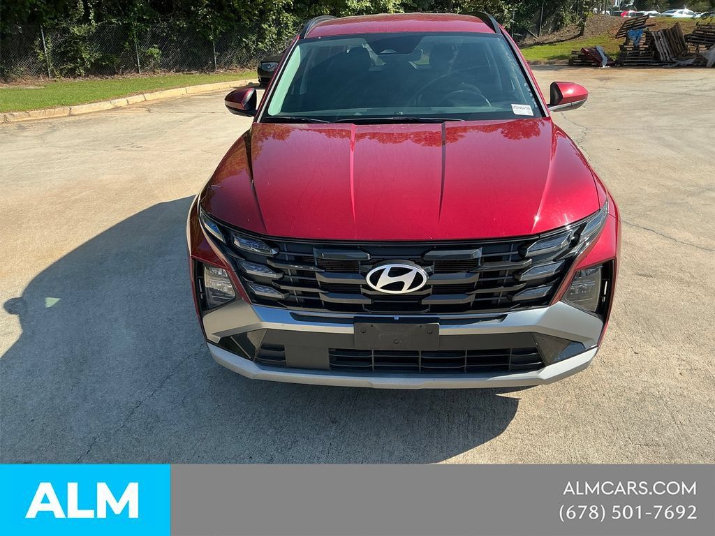 Used 2025 Hyundai Tucson SEL FWD image 2