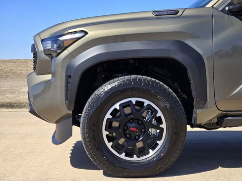 New 2026 Toyota Tacoma TRD Off-Road w/ TRD Off Road Premium Package image 10